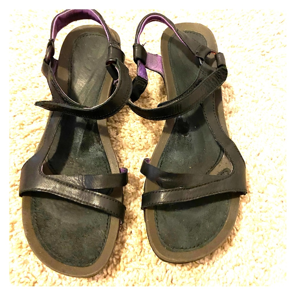Teva wedges - OFFERS ACCEPTED